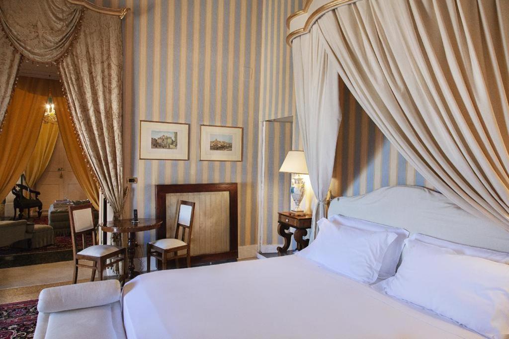 Palazzo Cherubini-Pools & Wellness Rossano Ngoại thất bức ảnh